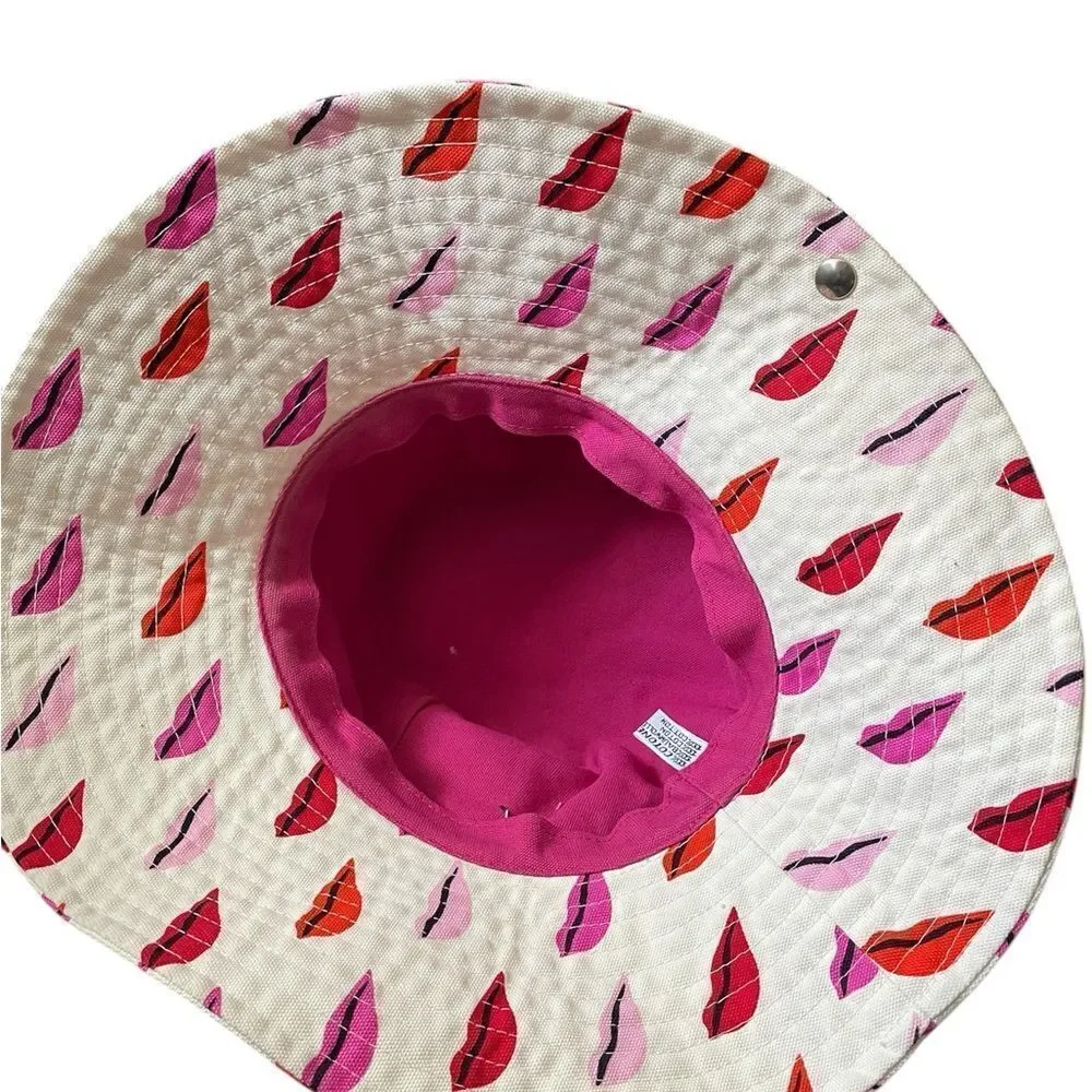 Colorful Lip Print Bucket Hat